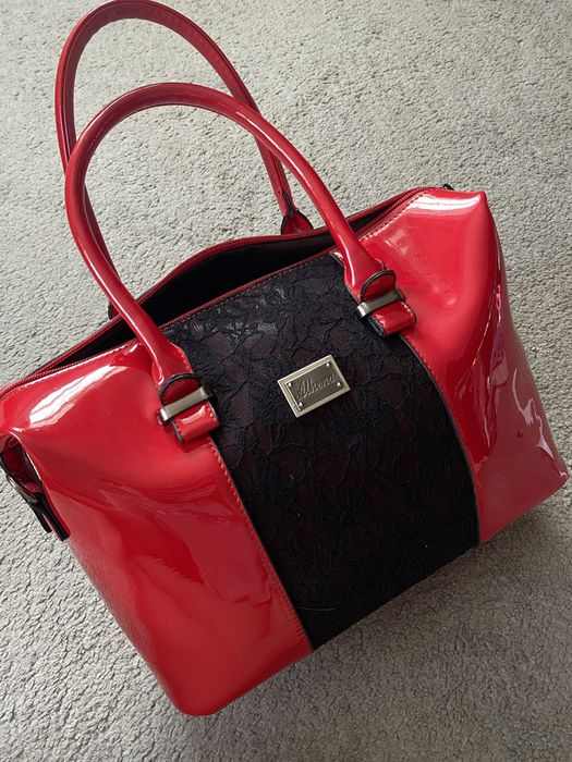 Сумка лакована нова