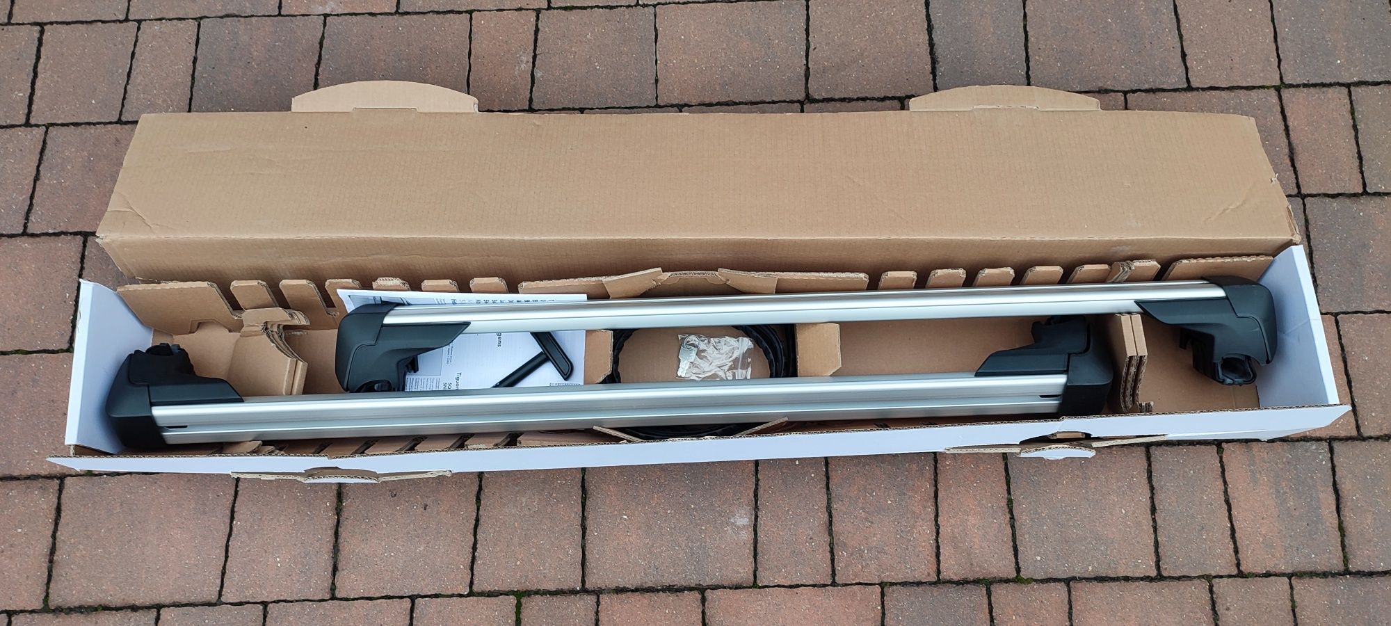 Belki dachowe VW Tiguan oryginalne. 5QF071151