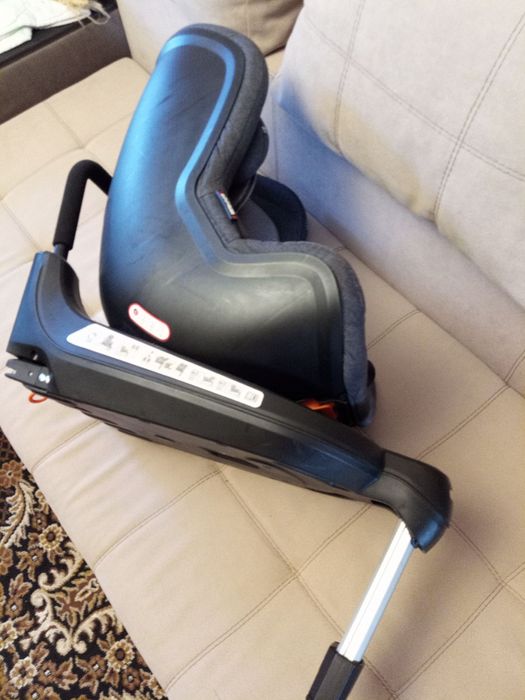 Продам автокрісло від народження Welldon