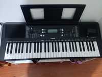 Teclado Yamaha PSR E373