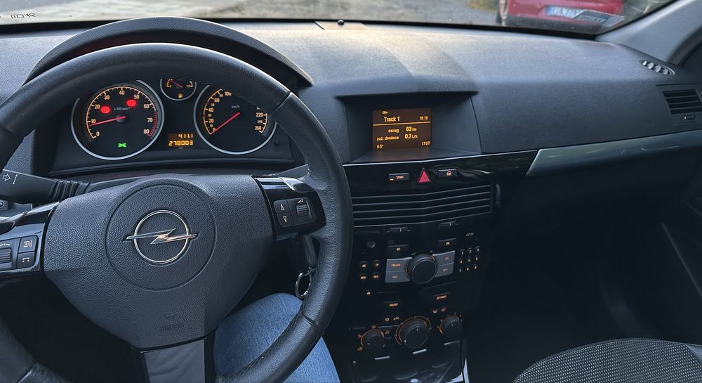 Opel Astra H 1.6 ben+lpg 2007r.