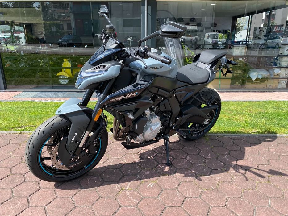 CF Moto 675NK NK 675