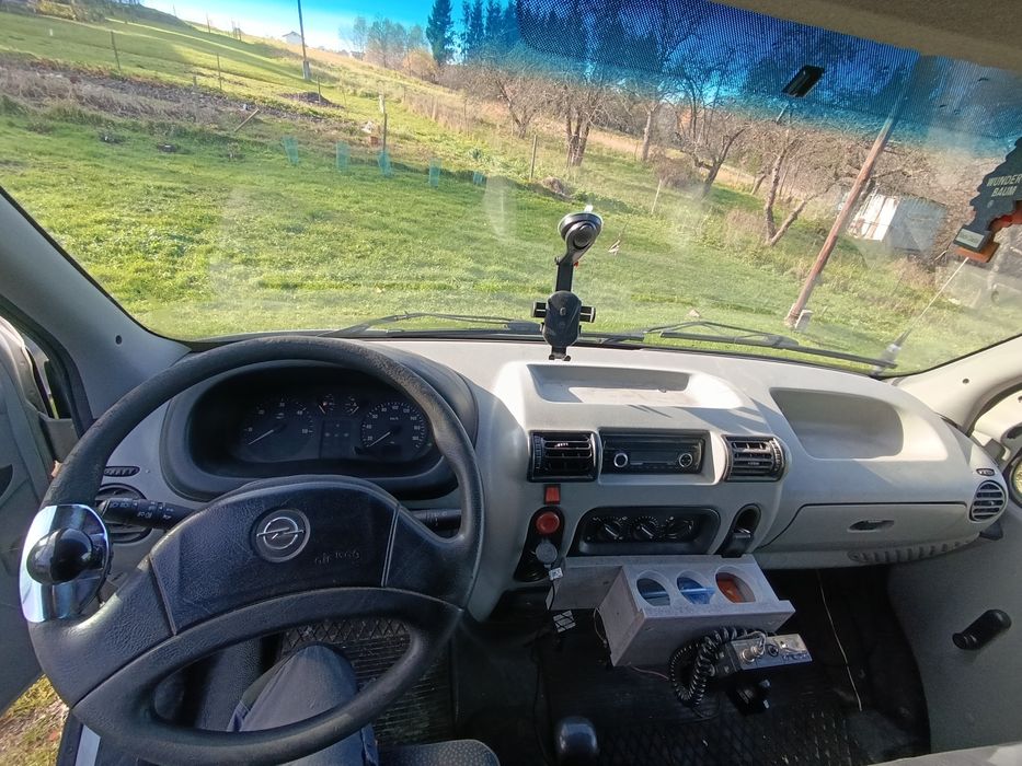 Sprzedam Opel Movano 2001 rok