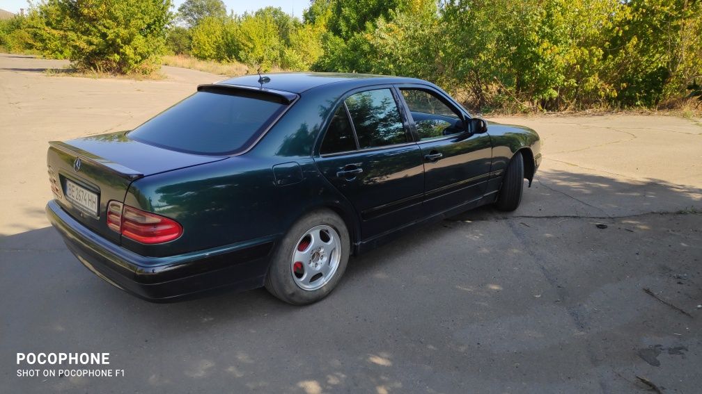 Mercedes-Benz E 220 CDI, 2001 р., 2.2 дизель, 6-ст. механіка