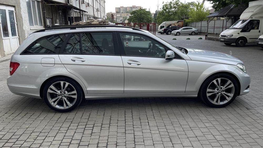 Mercedes 2012 год w 204 C class 2.2 diesel Mex 6 ст