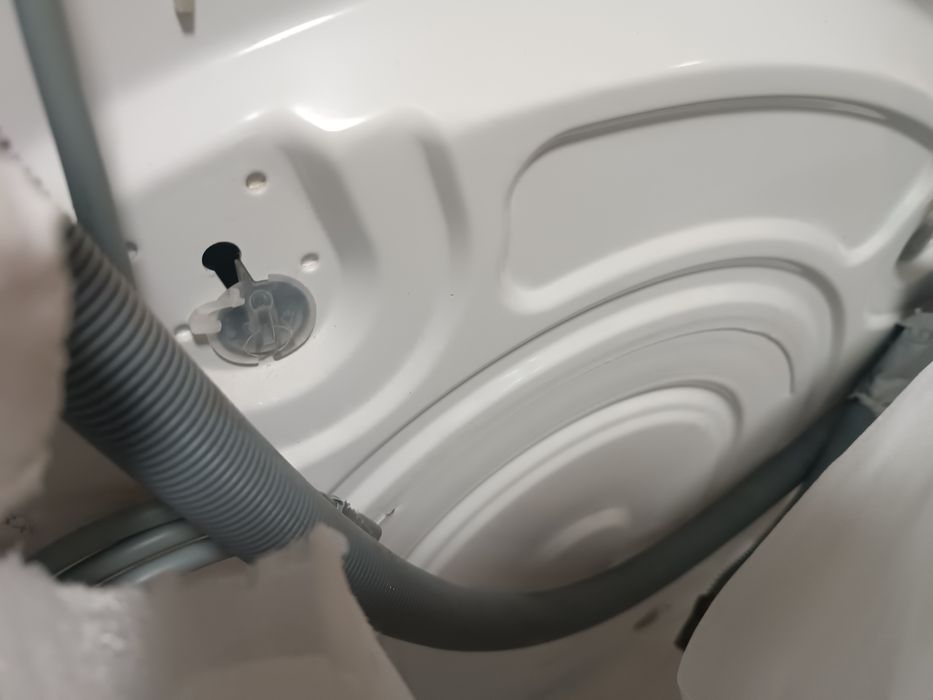 Стиральная машина Bosch 2 серия.