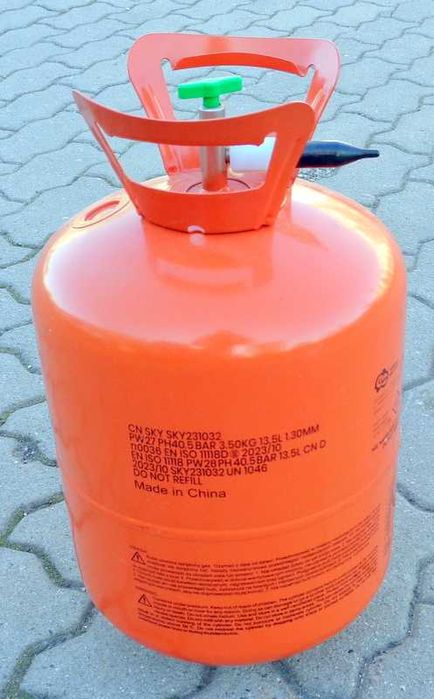 Pusta butla po helu - gazie do napełniania balonów.