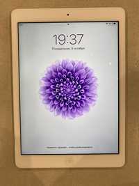 Планшет Apple iPad Air Wi-Fi 16GB Silver (MD788) 16 гб