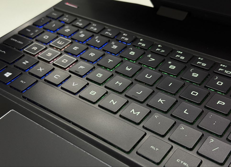 RTX 2070 Super, 8GB | 32 RAM | i7-10gen | RGB | FHD 300Hz | HP OMEN 15