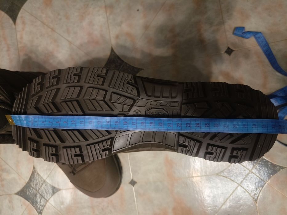 Lowa Breacher N GTX MID