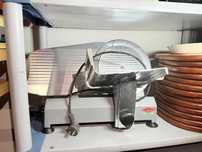 Máquina de Cortar Frios/Fiambreira