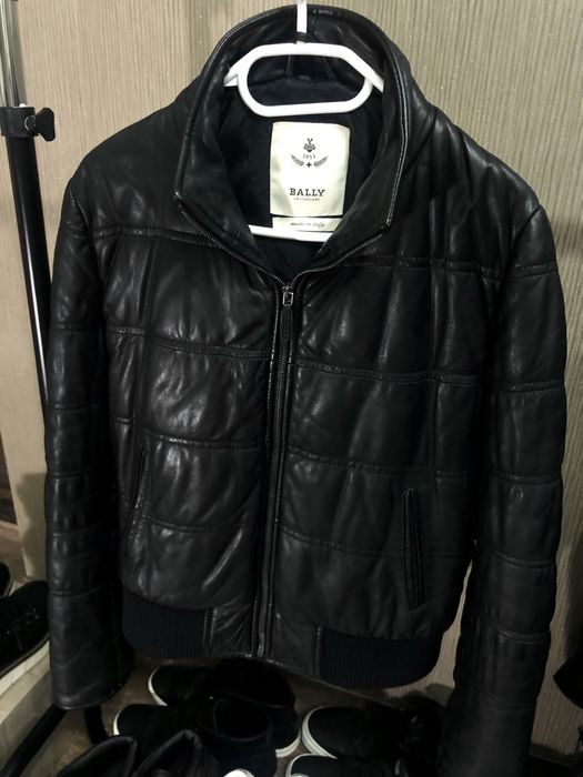 Кожаная куртка Bally s-m оригинал