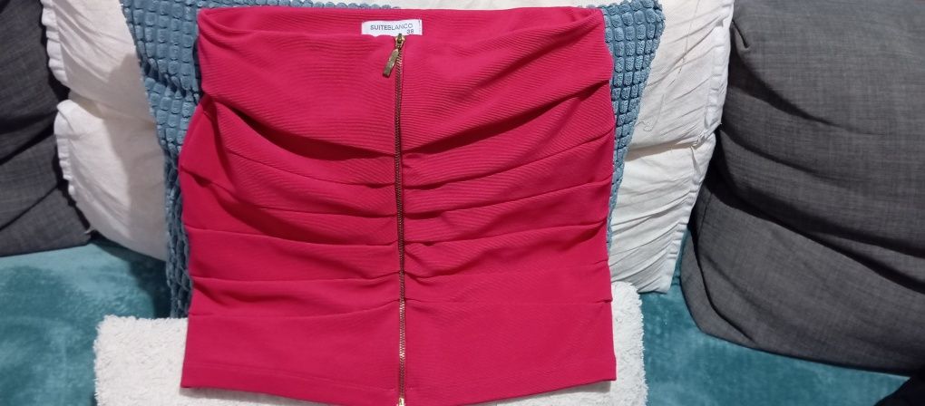 Conjunto de túnica e saia rosa