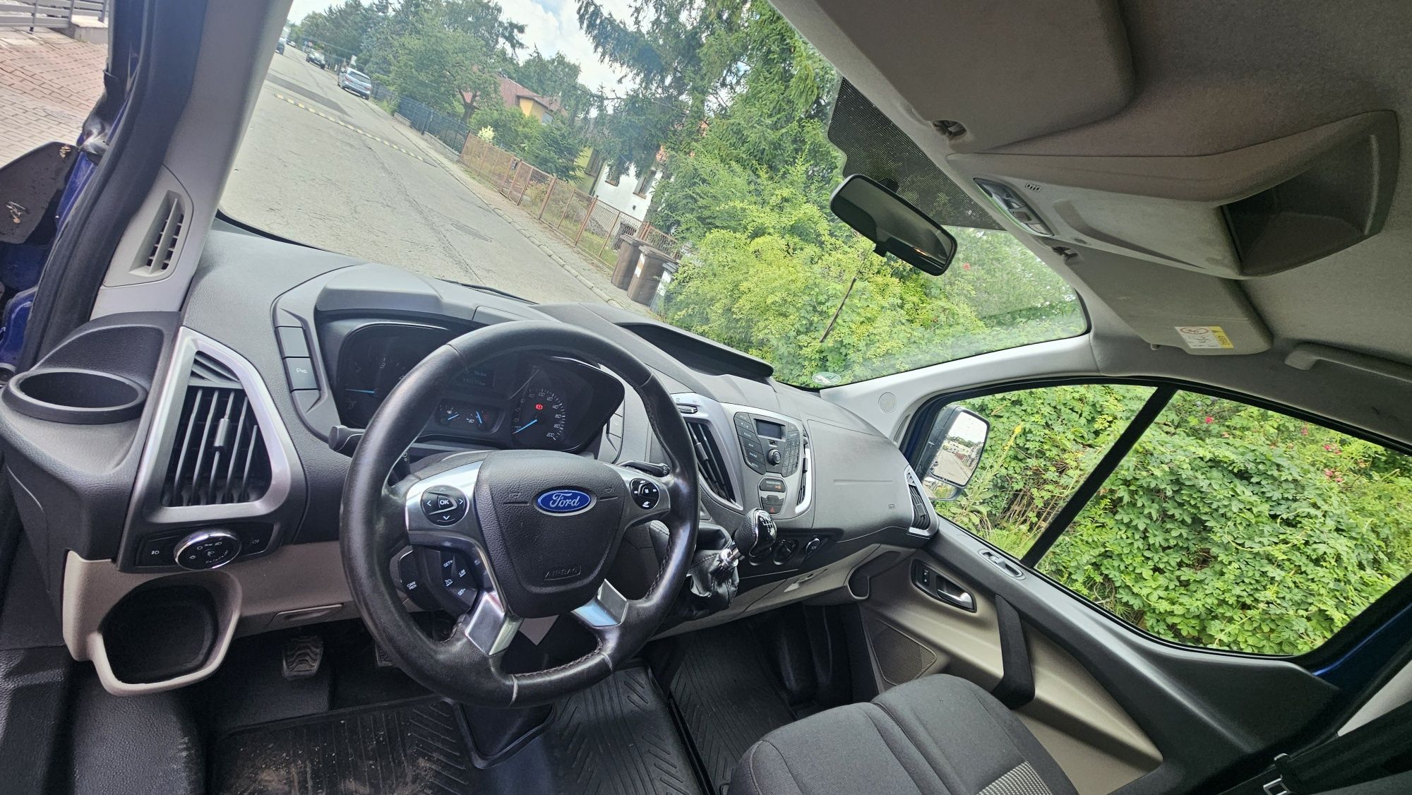 Fordt transit custom long 2016r 2.0 tdci 155km. Bezwypadkowy 6 osób