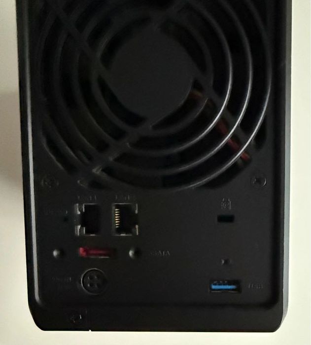 Synology DS720+ / 6GB RAM / 2 x 2TB HDD WD Red Pro /SSD 400GB Synology