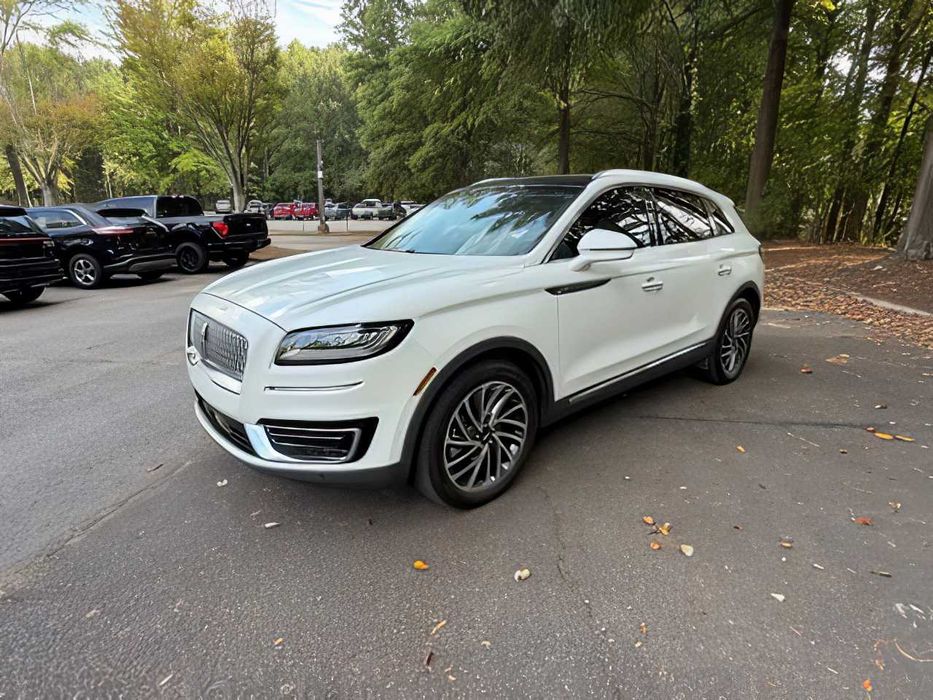 Lincoln Nautilus      2020
