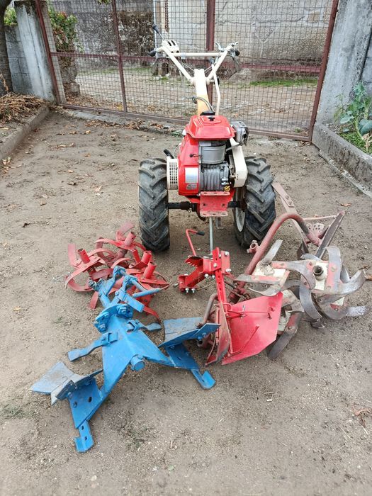 Motocultivador e outras alfaias