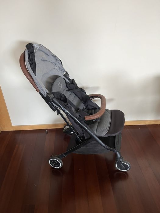 Carrinho de passeio jané rocket