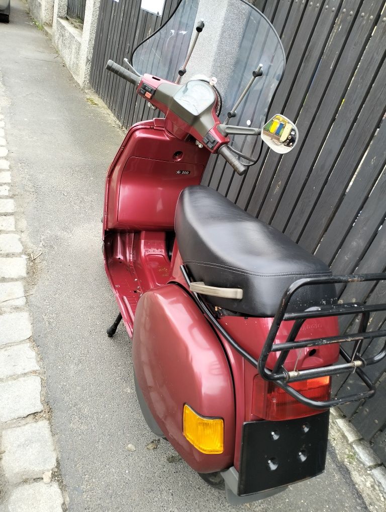 Vespa Cosa 200, 1994r.