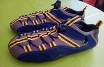 Sapatos Deeply de água T37