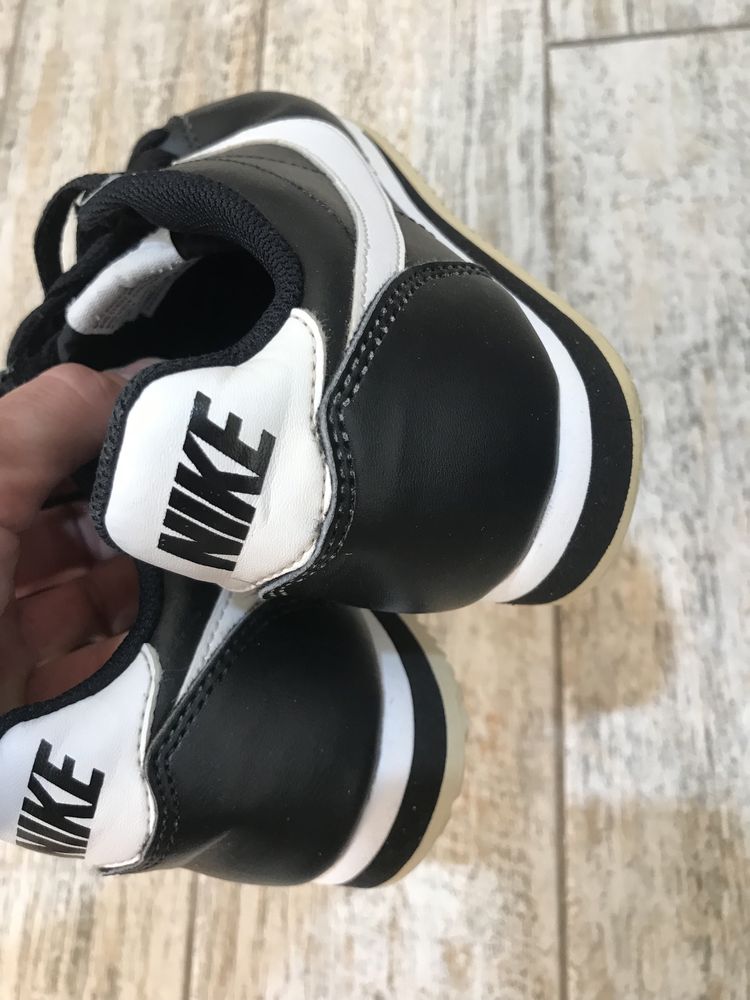 Кросівки унісекс 38р Nike Cortez ultra originaj