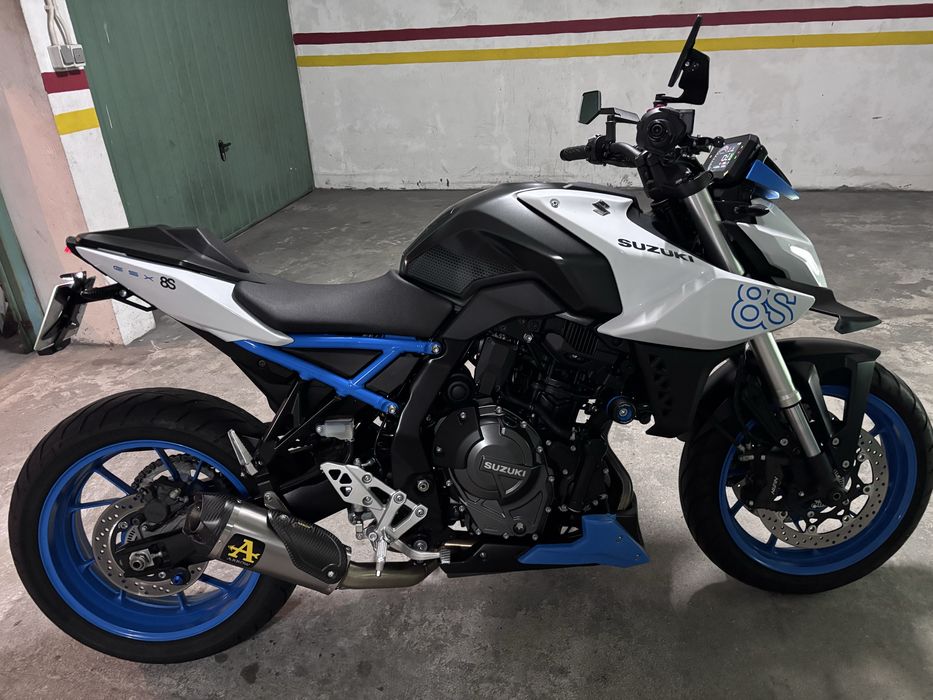 Suzuki gsx 8s ano 2023 impecavel