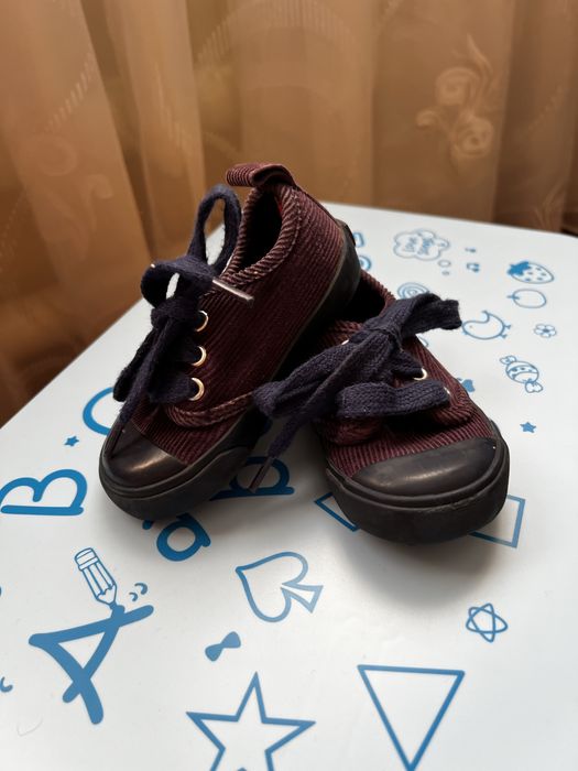 Дитяче взуття, кеди дитячі