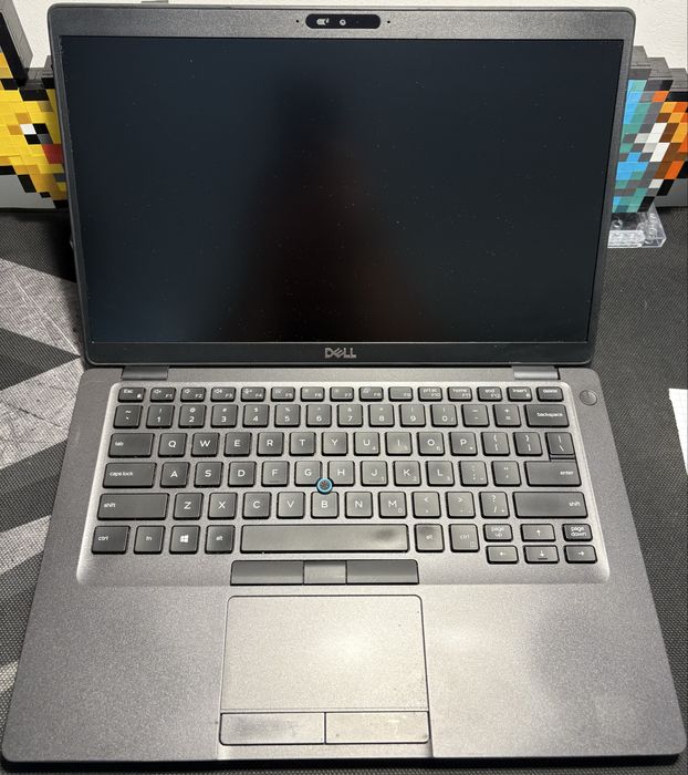 Laptop Dell 5400 i5 8 GB SSD 256 GB