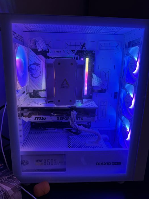 Komputer MAD DOG  R7-7800X3D 32GB ITB RTX4070Ti Super na gwarancji