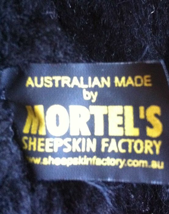 Шапка  замшева з хутром.