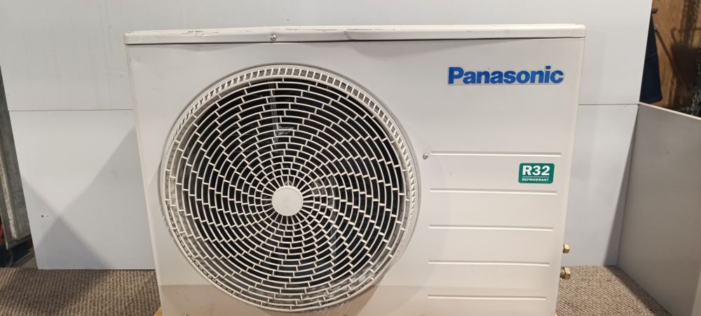 Klimatyzacja zewnętrzna Panasonic 5KW z funkcją grzania.