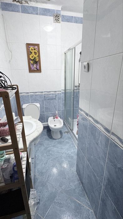 T2 e estacionamento privado