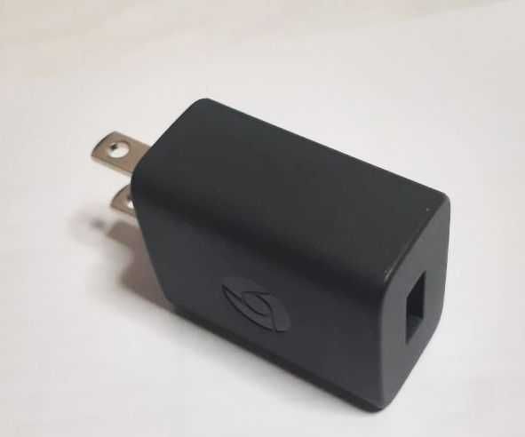 Зарядні пристрої, перехідники та з'єднувальні кабелі