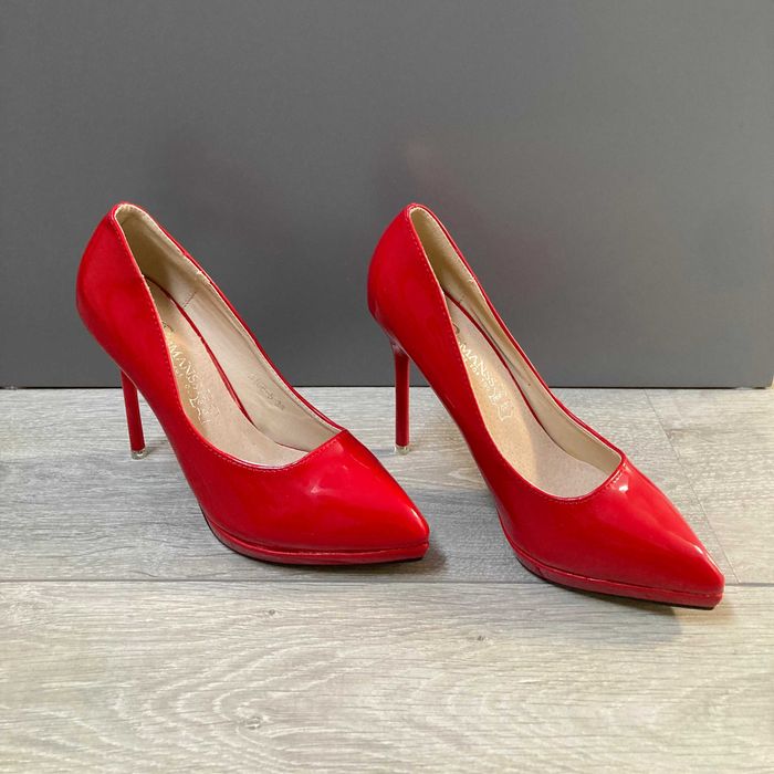 Szpilki czółenka lakierowane czerwone