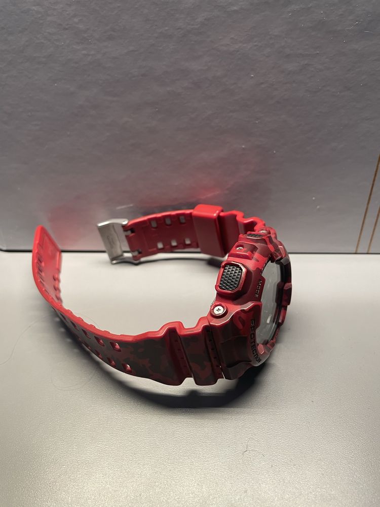 Casio GSHOCK GA-100CM wyjatkiwa kolorystyka