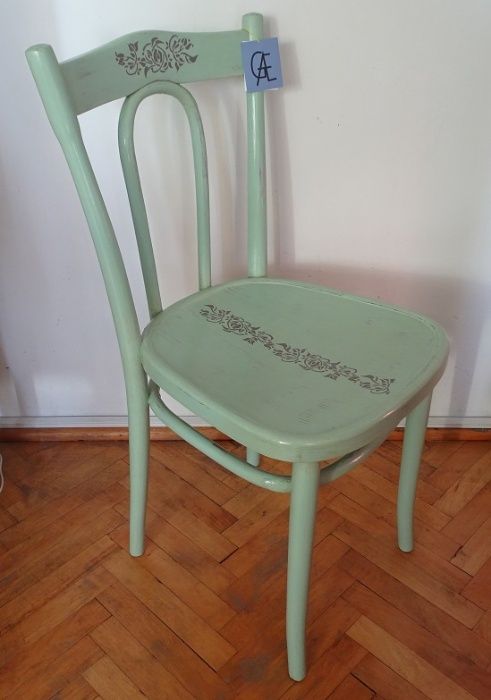 krzesło drewniane-shabby chic