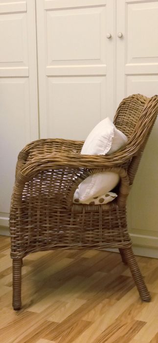 byholma ikea fotel wiklinowy rattan