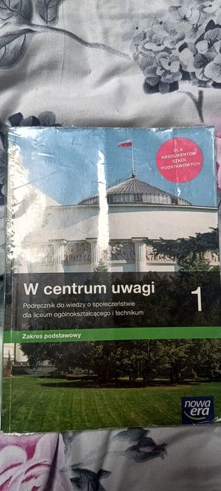 Książka „ w centrum uwagi 1 ”