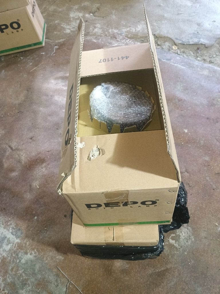 Продам фари Авді 80 б3
