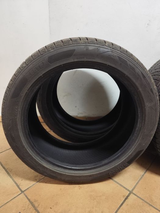 OPONY ZIMOWE R17 225/45 prawie NOWE
