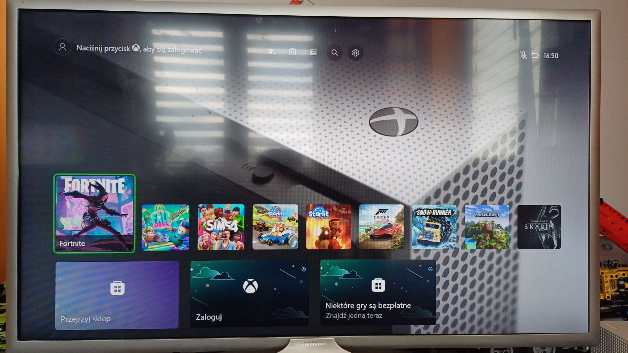 X box one s 1TB z padem, kablami i grami stan bardzo dobry