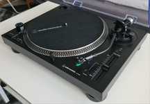 Gramofon Audio-technica AT-LP120XUSB