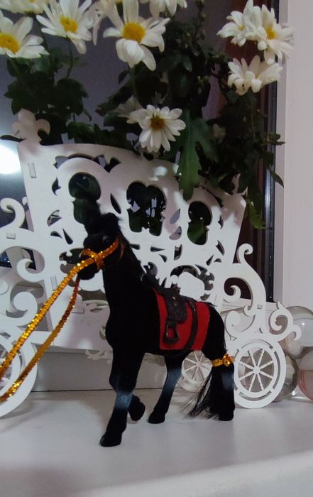 Акція Символ року кінь велюровий новорічна іграшка