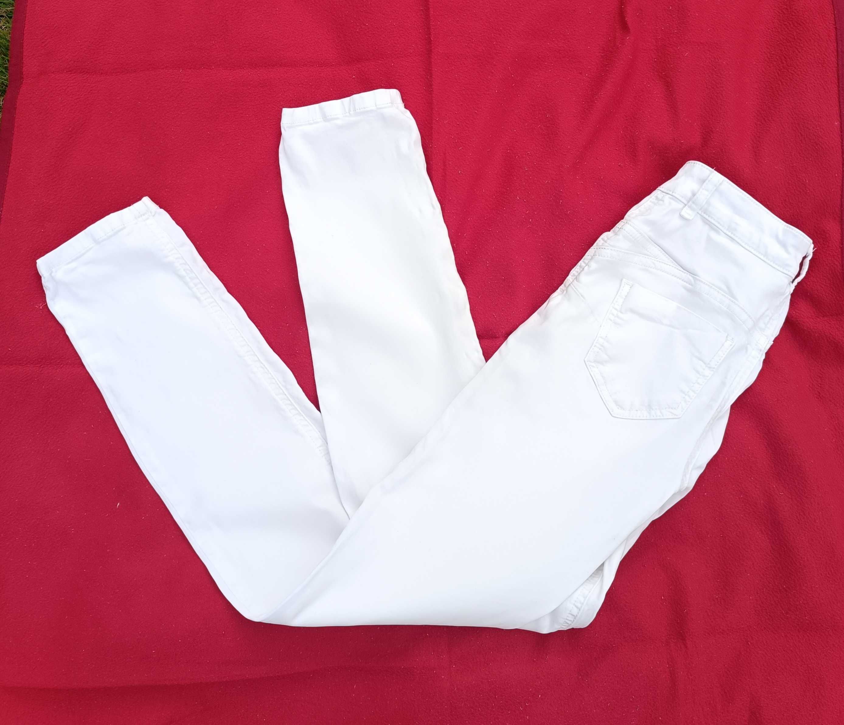 Calzedonia białe jeansy push up