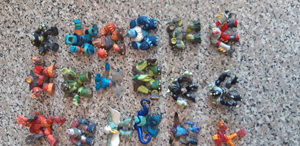 Conjunto de 34 Figuras Gormiti