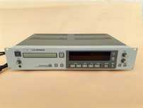 Tascam CD-RW 5000 profesjonalny odtwarzacz płyt CD