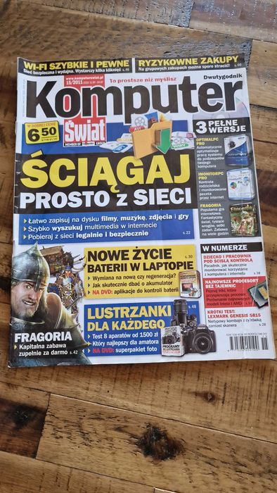 Czasopismo gazeta Komputer Świat 15/2011 numer 332 z płytą CD