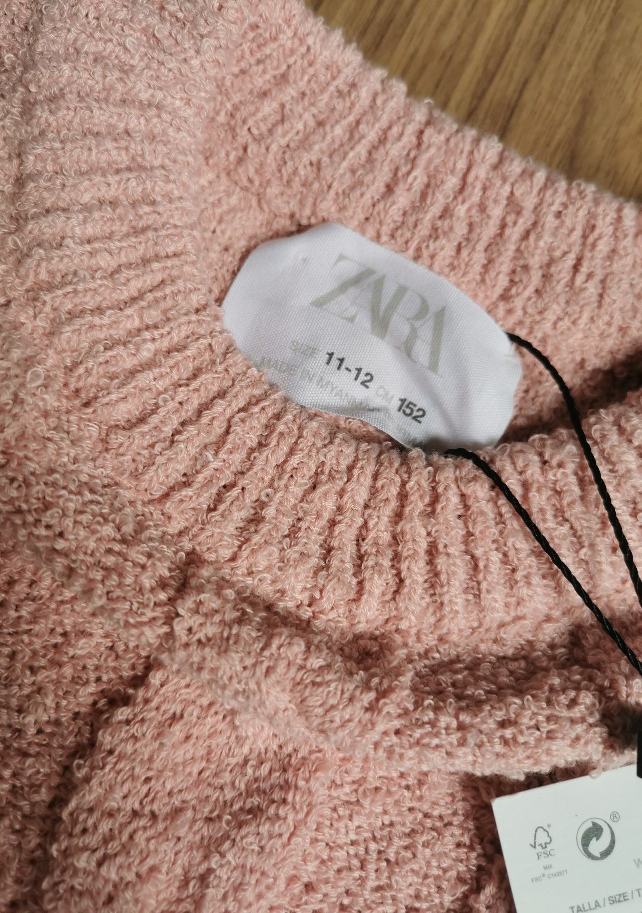Sweter sweterek o krótkim kroju Zara roz. XS/S