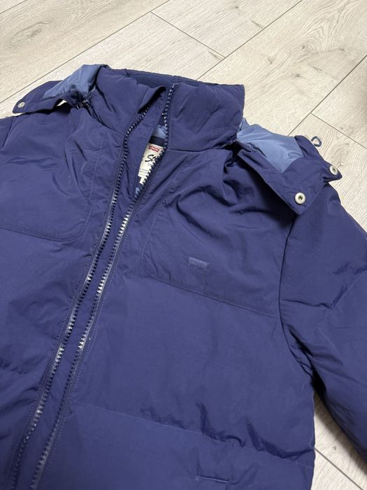 Чоловічий пуховик Levis