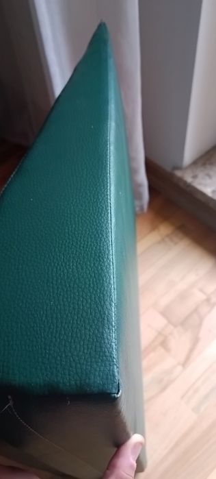 Klin ortopedyczny średnio twardy, stan bdb